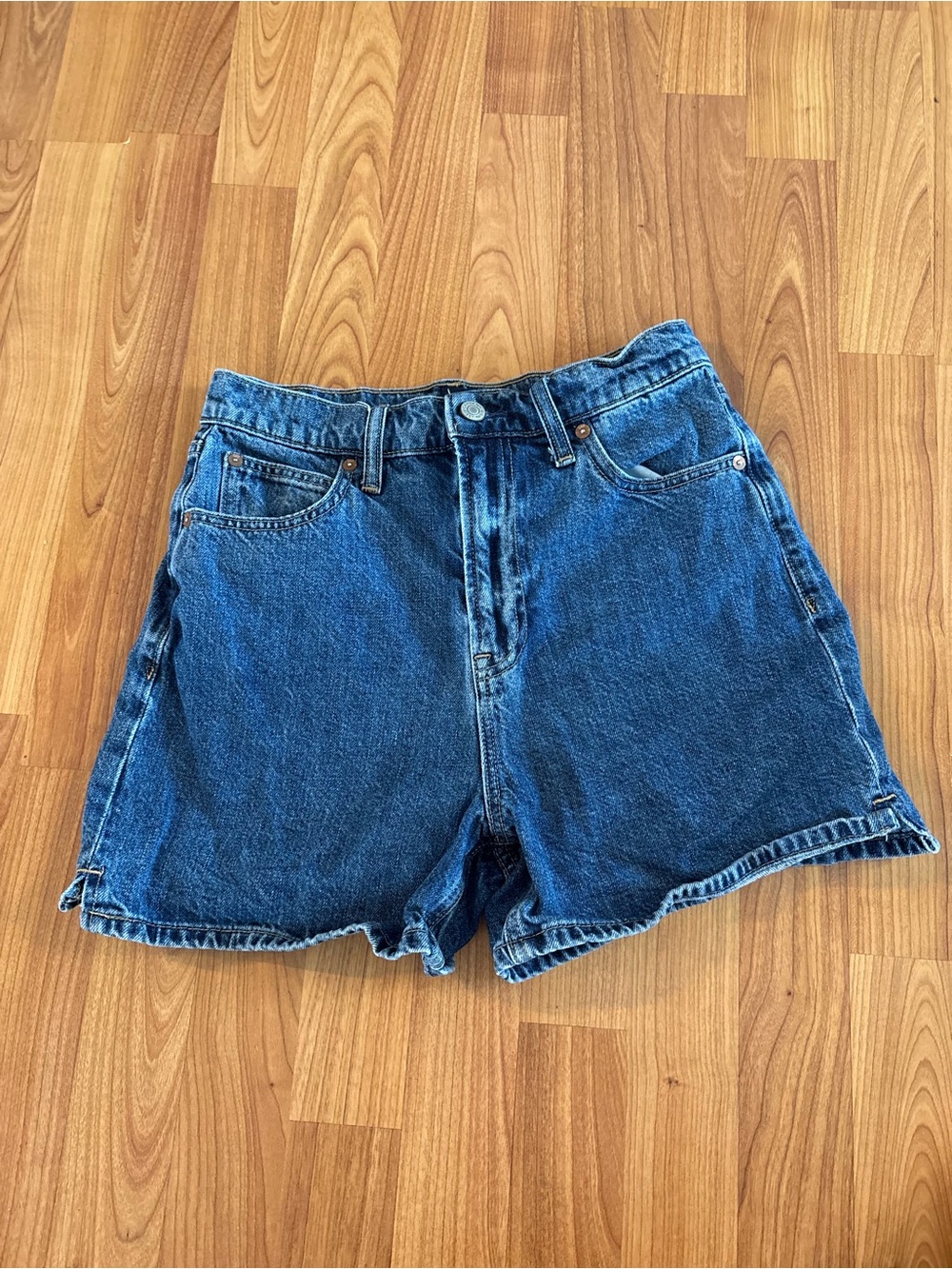 GAP Vintage-Inspired Medium Blue Denim Shorts